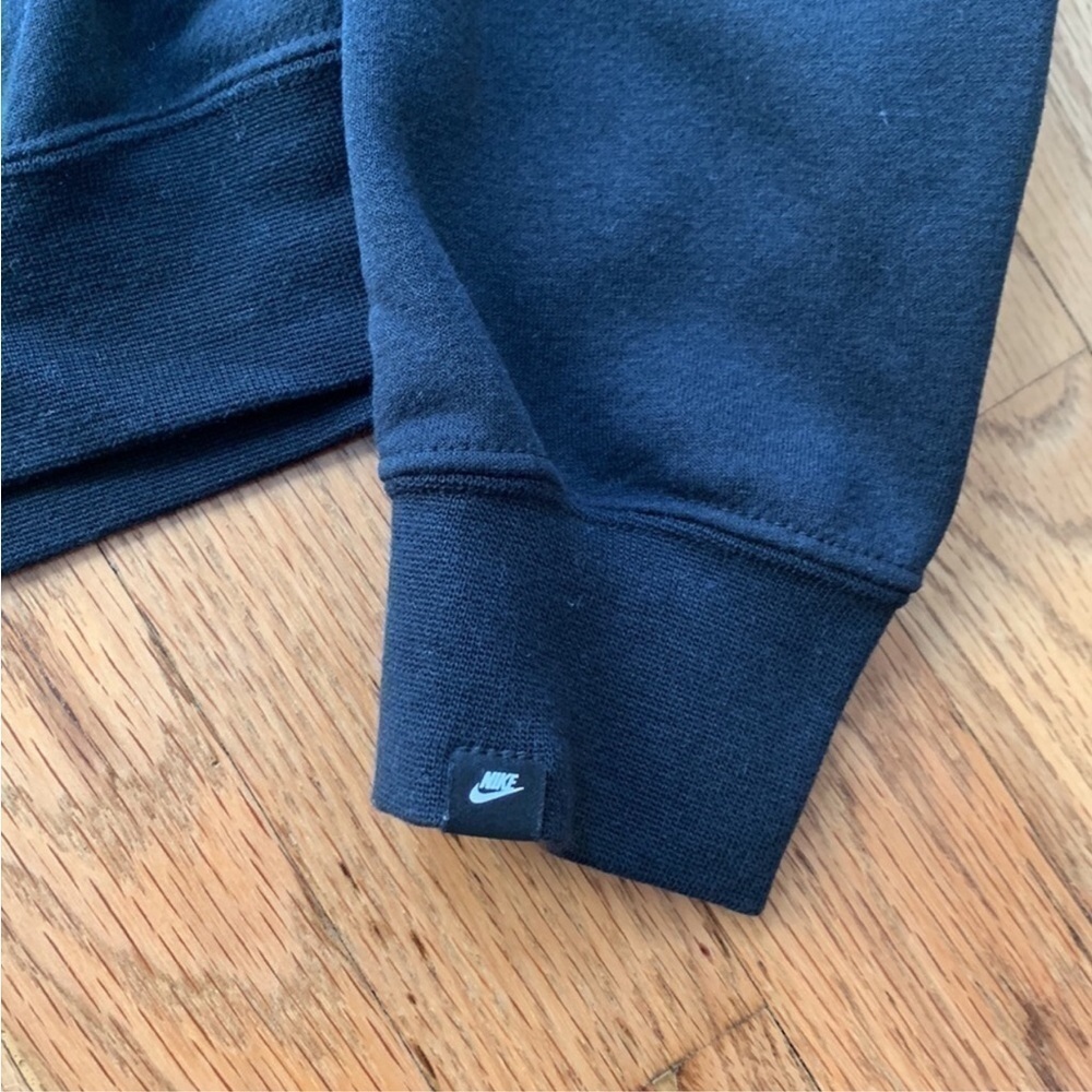 Nike Hoodie - Picture 7 of 7